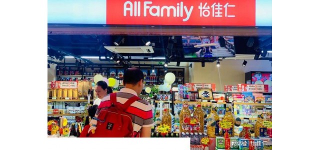 為了趕上返鄉創業的返鄉潮，怡嘉倫小吃店加入品牌，加速進軍三四線市場